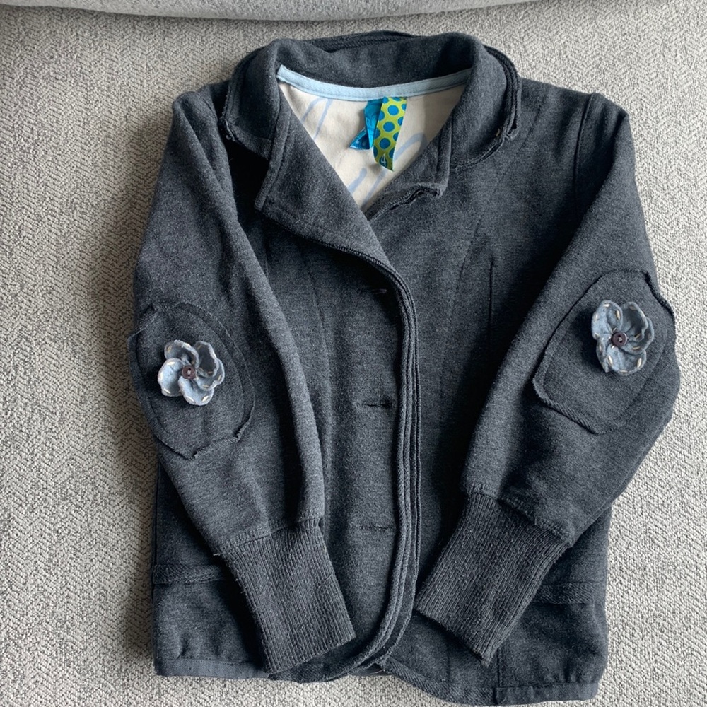 Adorable light weight blazer